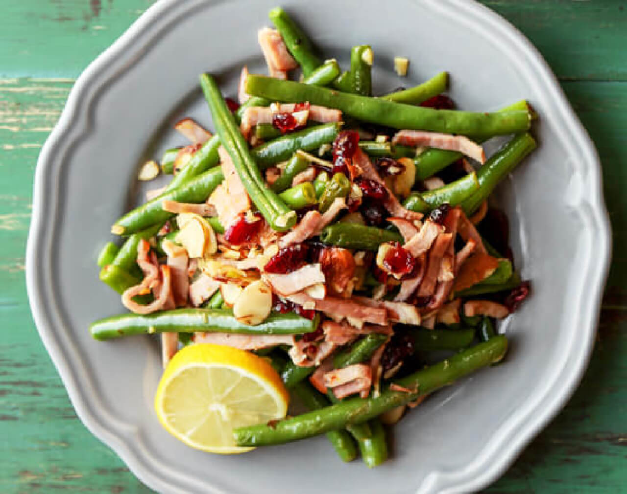 Garlic and Lemon Green Beans with Canadian Bacon
