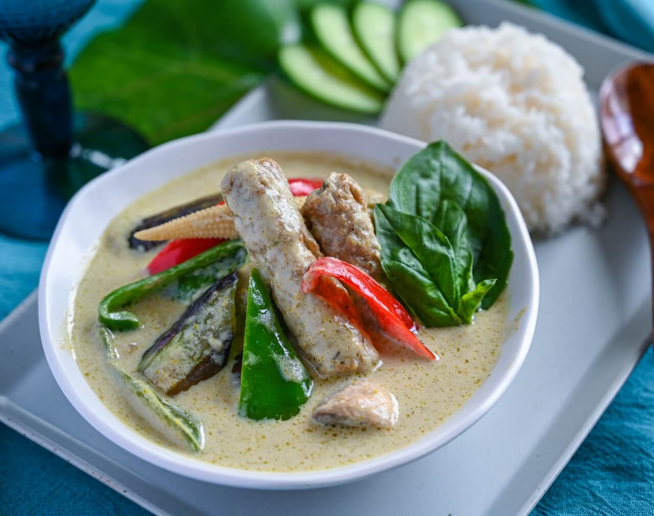 Chicken Links Green Curry